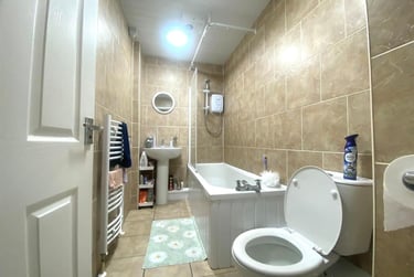 3 bed flat, Warwick Street, Shieldfield, Newcastle, NE65AR - Image 4